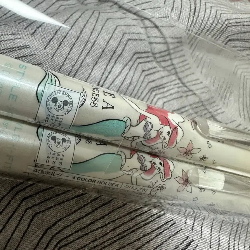 [BUNJANG] Disney The Little Mermaid Ariel Style Fit 4-Color Ballpoint Pen Holder / 디즈니 인어공주 에리얼 스타일핏 4색 볼펜 홀더
