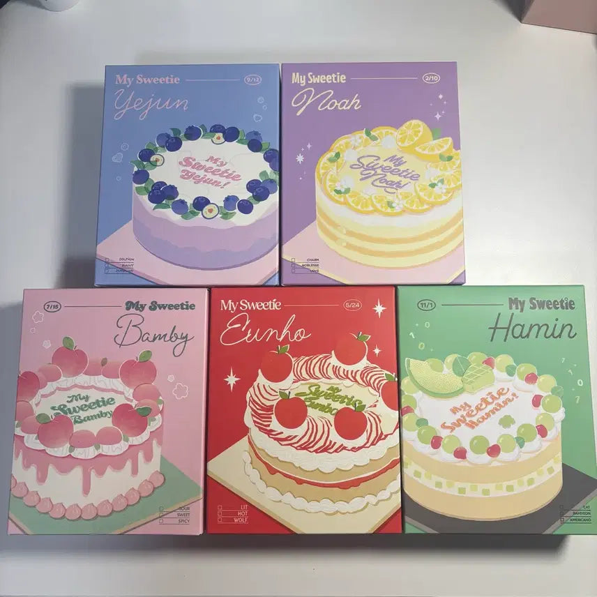 [BUNJANG] PLAVE 2024 Birthday Kit Unsealed Photocard Binder Keychain / 플레이브 2024 생일키트 단순개봉 포카 바인더 키링