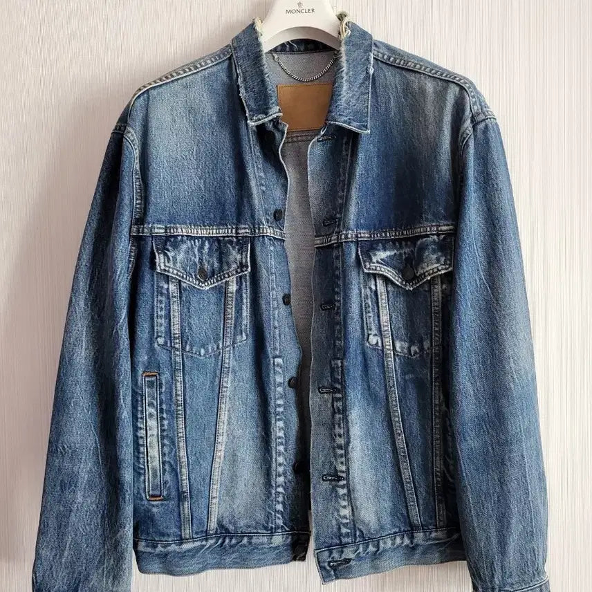 [BUNJANG] Balenciaga Denim Jacket / 발렌시아가 데님 청자켓 105