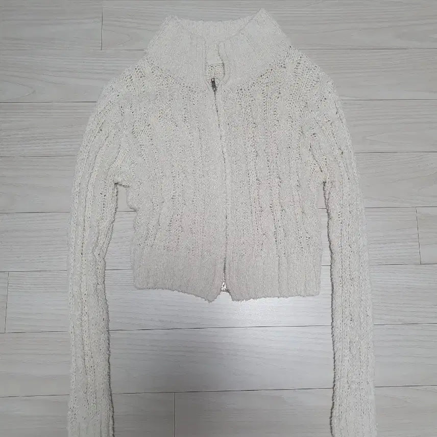 [BUNJANG] Ivory Cropped Zip-Up Knit Cardigan / 아이보리 크롭 니트 집업 가디건