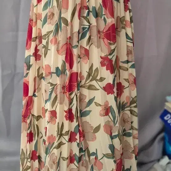 [BUNJANG] MILL STUDIO Flower Pleated Long Skirt / MILL STUDIO 플라워 플리츠 롱 스커트 (76-165)
