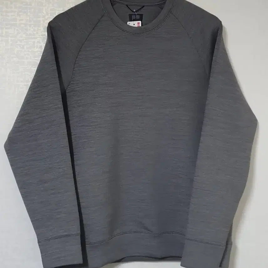 [BUNJANG] Uniqlo Dry Sweatshirt Grey L / (새상품)유니클로 드라이 맨투맨 그레이 L