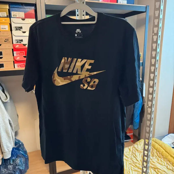 [BUNJANG] Nike SB Black T-Shirt Camo Pattern Logo M / 나이키 SB 블랙 반팔티 카모 패턴 로고 M 사이즈 팝니다