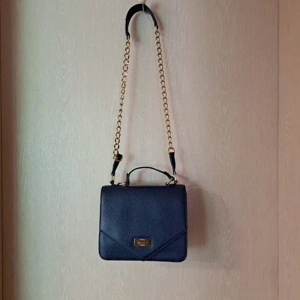 [BUNJANG] ST. SCOTT Navy Leather Flap Tote Bag/Shoulder Bag / ST. SCOTT. 네이비 가죽 플랩 토트백/숄더백