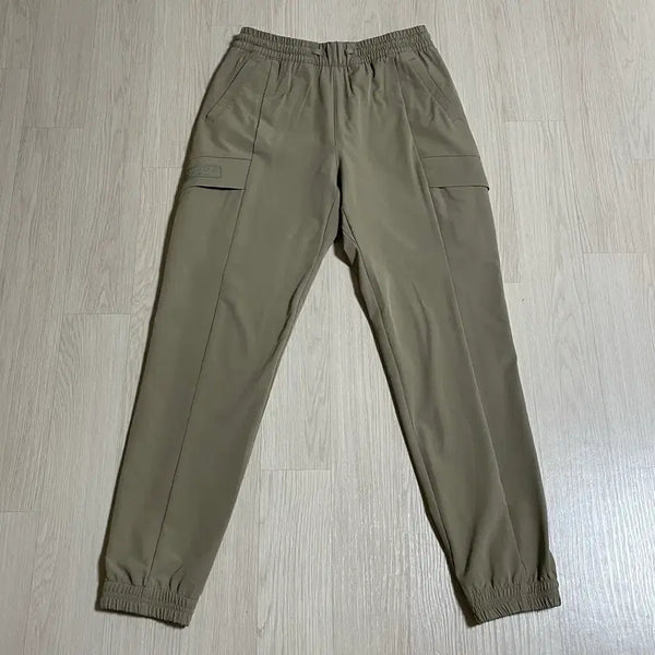 [BUNJANG] Calvin Klein Performance Cargo Jogger Pants Beige / 캘빈클라인 퍼포먼스 카고 조거팬츠 베이지 M
