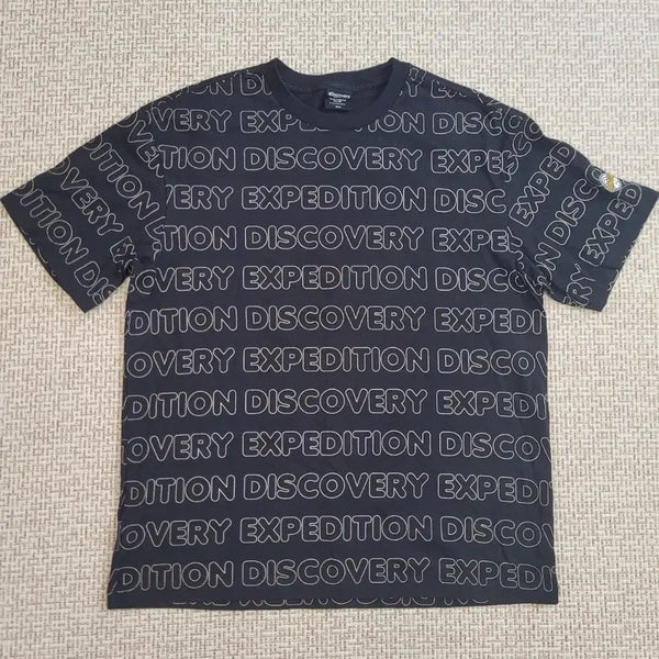 [BUNJANG] Discovery Expedition All-Over Logo Short-Sleeve T-Shirt Size 95 / 디스커버리 익스페디션 올오버 로고 반팔티 95