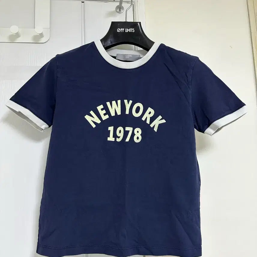 [BUNJANG] 8seconds Navy New York 1978 Short Sleeve T-Shirt Size S / 에잇세컨즈 네이비 뉴욕 1978 반팔티 S