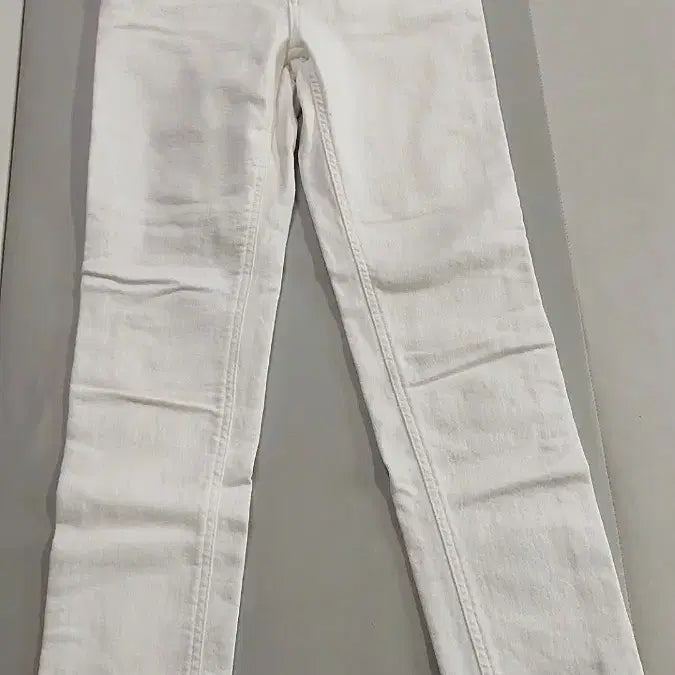[BUNJANG] J Brand White Denim Pants with Fleece Lining / 최종가격내림)파리 진 화이트 기모 데님 스판 팬츠