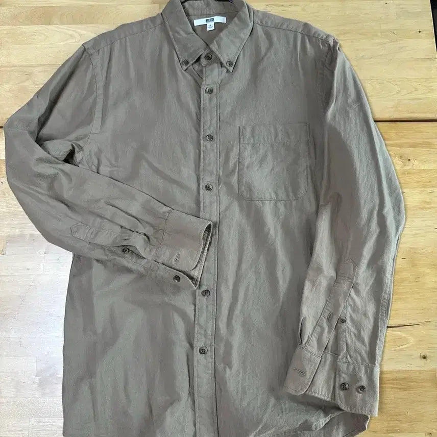 [BUNJANG] Uniqlo Flannel Button-Down Shirt - Brown, Medium / 유니클로 플란넬 셔츠
