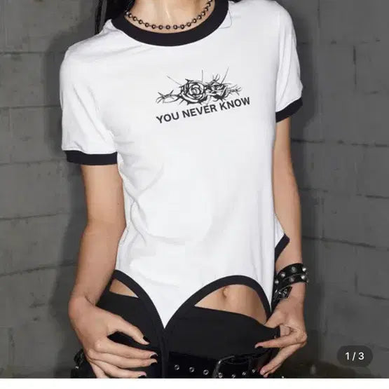 [BUNJANG] Not Knowing Rose Ringer Half Top T-Shirt White / [원가6.4만] 낫노잉 로즈 링거 반팔 하프탑 화이트