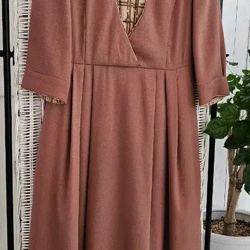 [BUNJANG] BCBG Women's Dress Size 55 / 시원하고 단아한 비씨비지 원피스 55(봄여름)