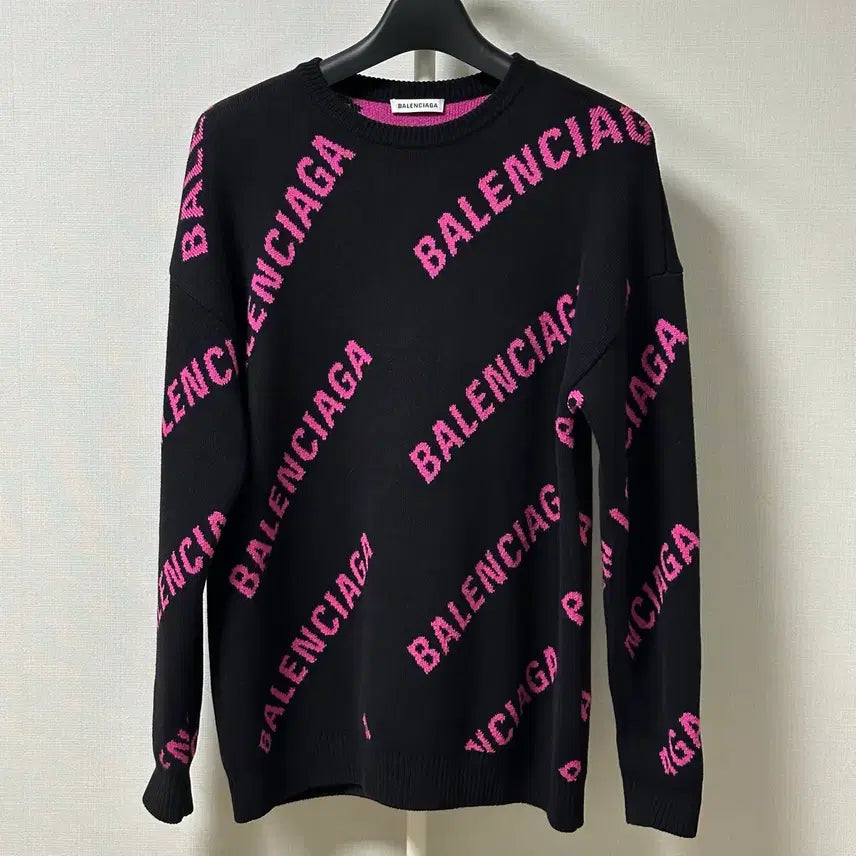[BUNJANG] Balenciaga Multicolor Logo Wool Oversized Knit Black XS / [오버핏 XS] 발렌시아가 멀티로고 울 오버 니트 블랙