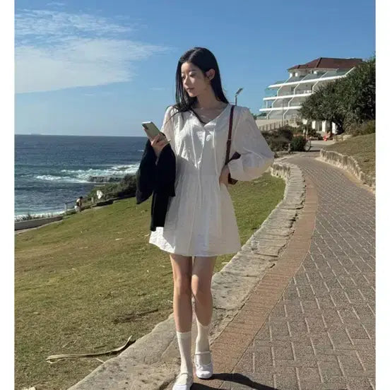 [BUNJANG] K-Club White Punching Mini Dress / 케이클럽 화이트 펀칭 미니 블라우스 원피스