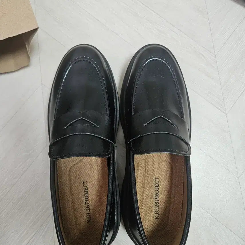 [BUNJANG] 26PROJECT Black Loafers Size 270 / K.01 26PROJECT 블랙 로퍼 270사이즈