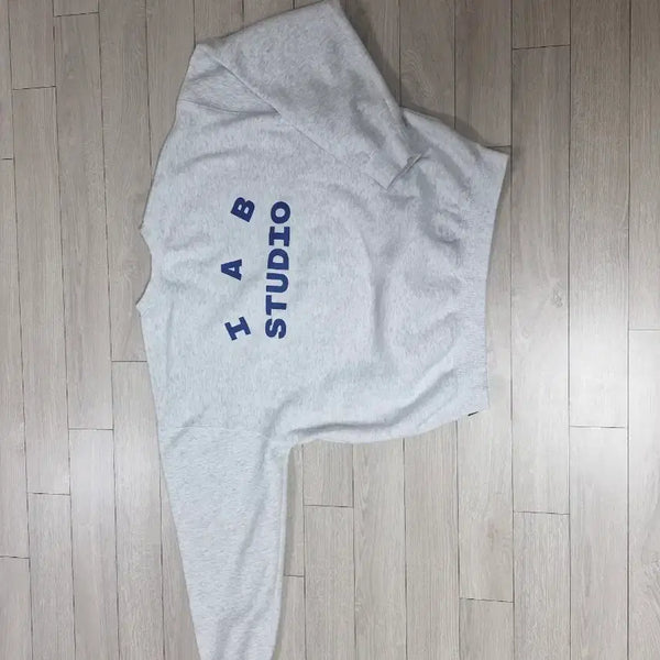[BUNJANG] IAB Studio Sweatshirt White XL / IAB 아이앱 스튜디오 XL 맨투맨 화이트