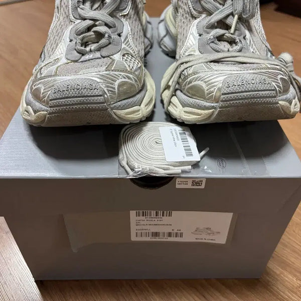 [BUNJANG] Balenciaga 3XL Eggshell Sneakers / (44) 발렌시아가 3XL 에그쉘 오늘만