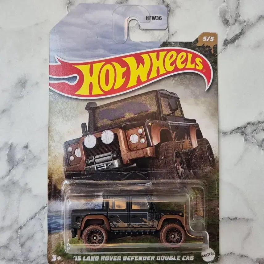 [BUNJANG] Hot Wheels Off-Road Mud Runner Series '15 Land Rover Defender Double Cab / 핫휠 오프로드 머드 러너 시리즈 '15 랜드로버 디펜더 더블캡
