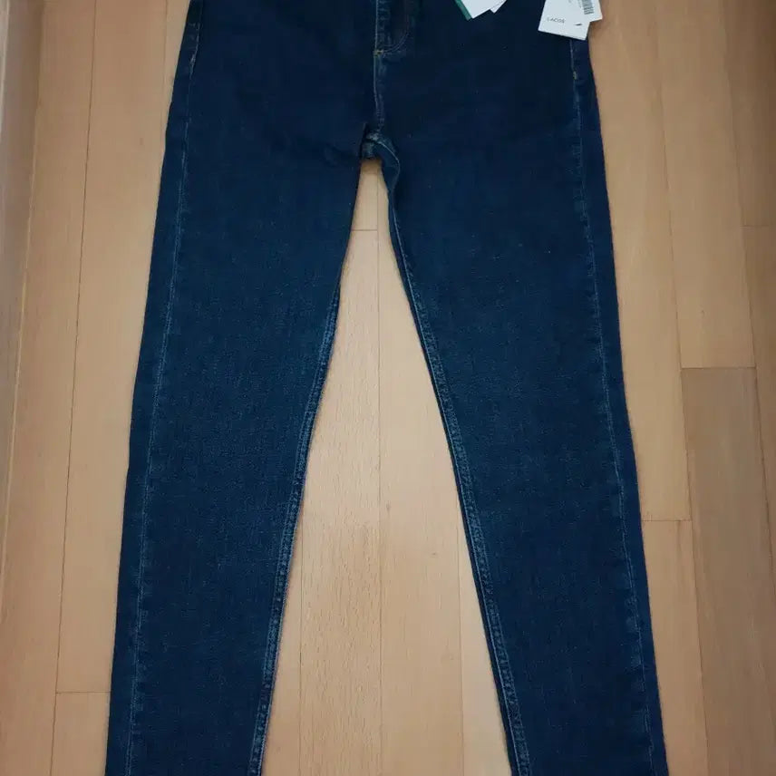 [BUNJANG] Lacoste Women's Straight Fit Jeans / 라코스테 여성 청바지