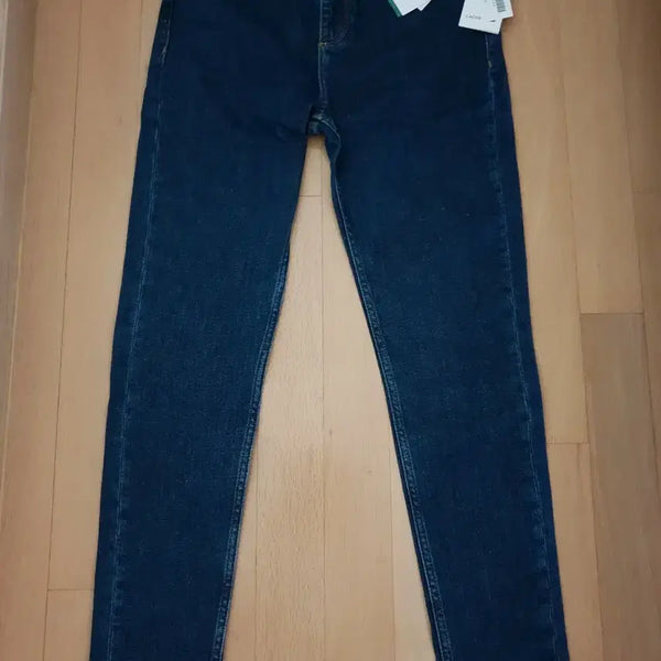 [BUNJANG] Lacoste Women's Straight Fit Jeans / 라코스테 여성 청바지