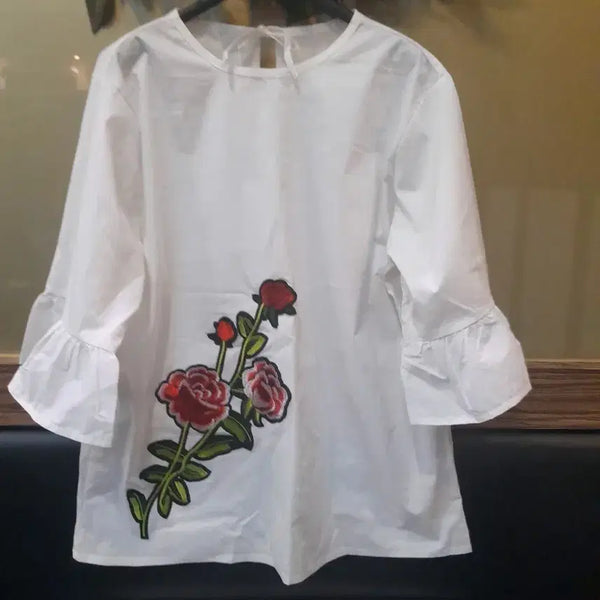 [BUNJANG] White Rose Embroidery Blouse 7-Sleeve / 흰색 장미 자수 블라우스 7부 소매