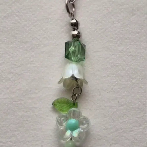 [BUNJANG] Green Flower Beaded Keychain Bag Accessory / 그린 꽃 키링 / 비즈 플라워 키링 / 가방 악세서리
