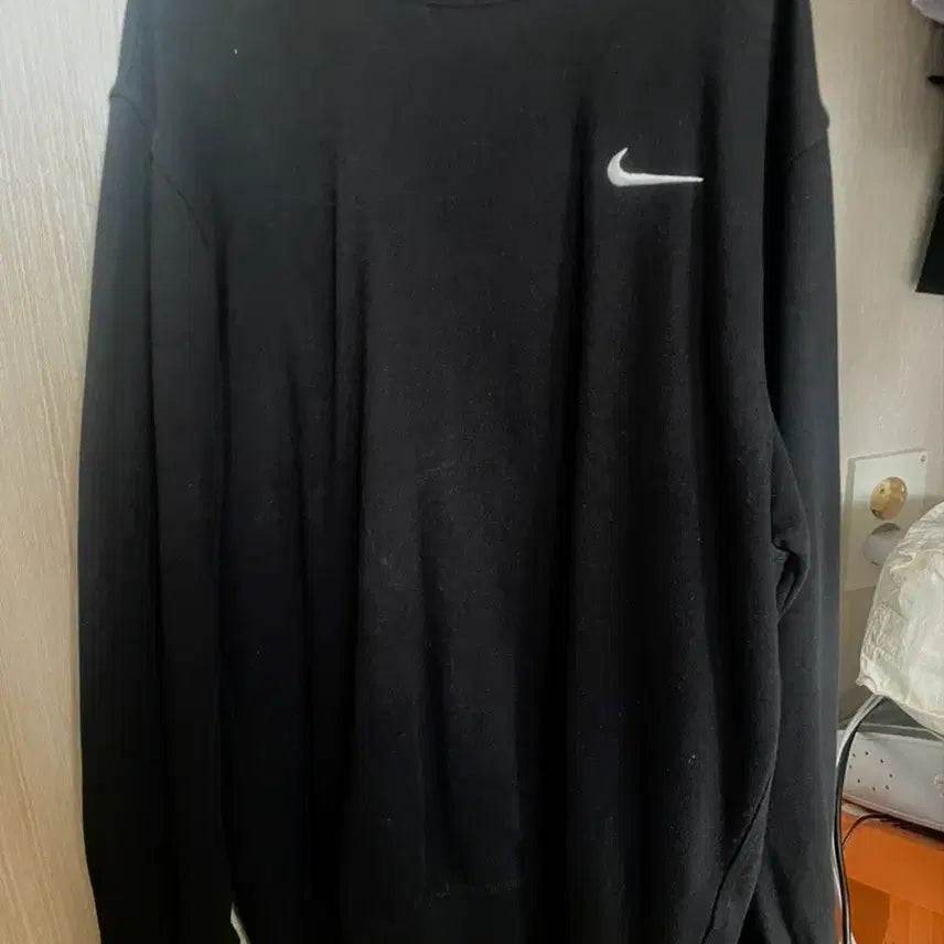 [BUNJANG] Nike Black Sweatshirt / 나이키 블랙 맨투맨