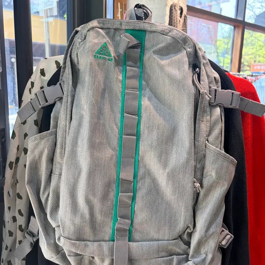 [BUNJANG] Nike Herringbone Backpack Green Accent / 나이키 헤링본 백팩 그린포인트
