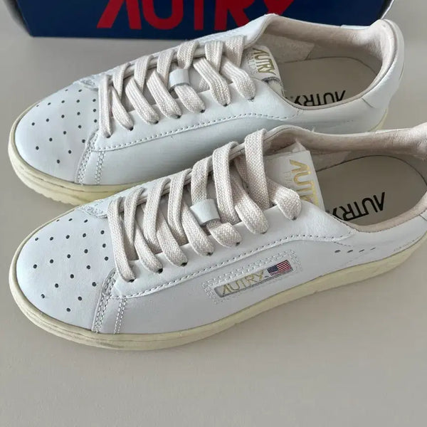 [BUNJANG] Vertu Running Shoes (Authentic New) / 오트리운동화(정품새상품)