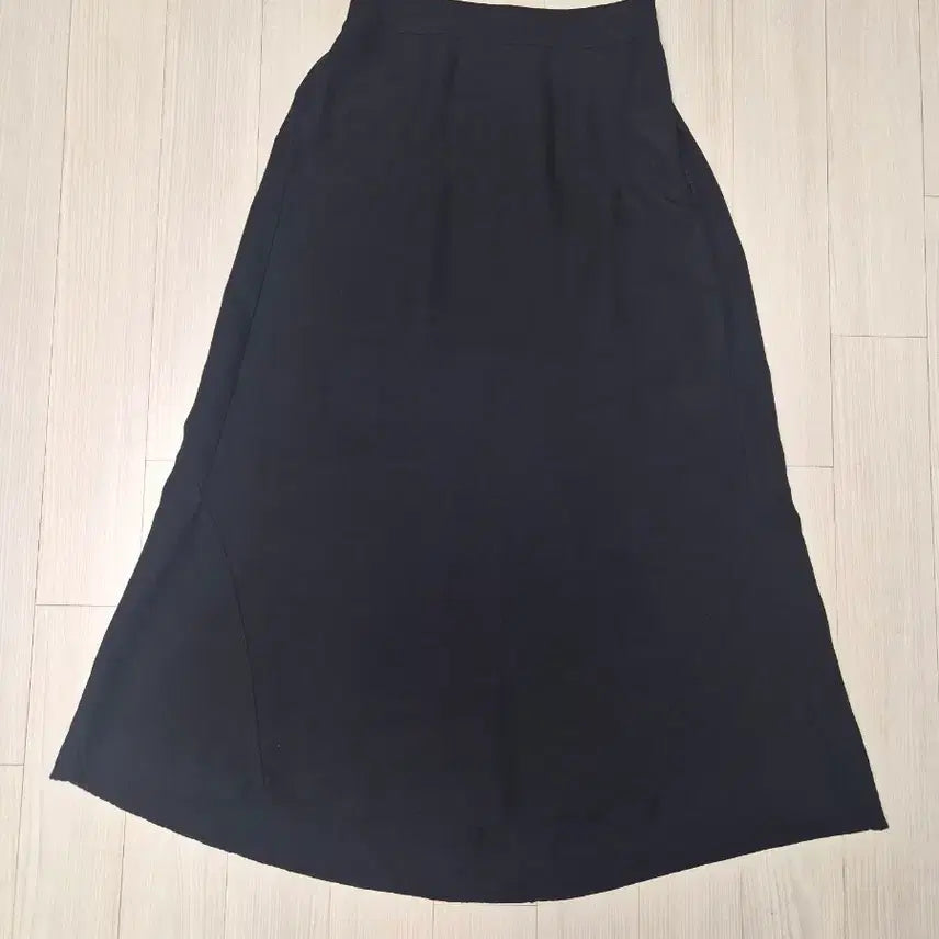 [BUNJANG] Lucky Room Linen Cotton A-Line Asymmetrical Hem Long Skirt / 럭키룸) 꾸안꾸 내추럴 A라인 핏 블랙 린넨 면 앞뒤 언발 롱 스커트 5
