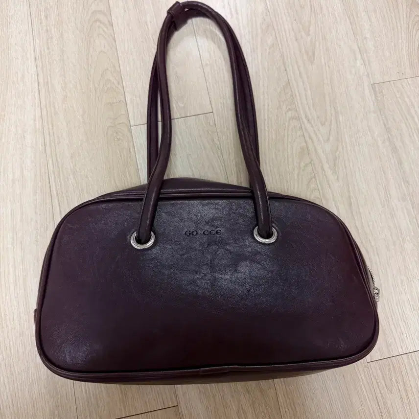 [BUNJANG] GO-CCE Burgundy Leather Tote Bag / GO-CCE 고쎄 가죽 토트백 버건디