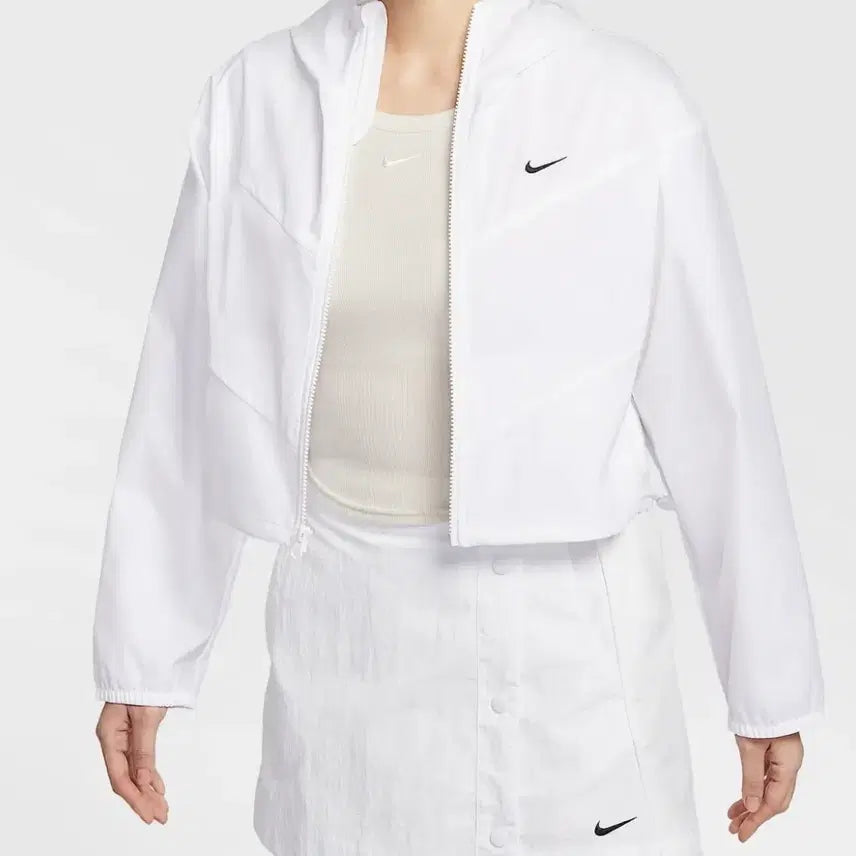 [BUNJANG] Nike Women's Loose Woven Hooded Jacket / 나이키 여성 루즈 우븐 후드 재킷