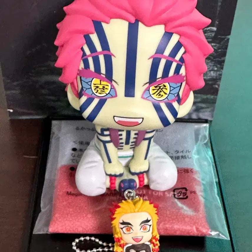 [BUNJANG] Demon Slayer Akaza Look Up Figure + Rengoku Gacha / 귀멸의칼날 아카자 룩업 + 렌고쿠 대롱가챠