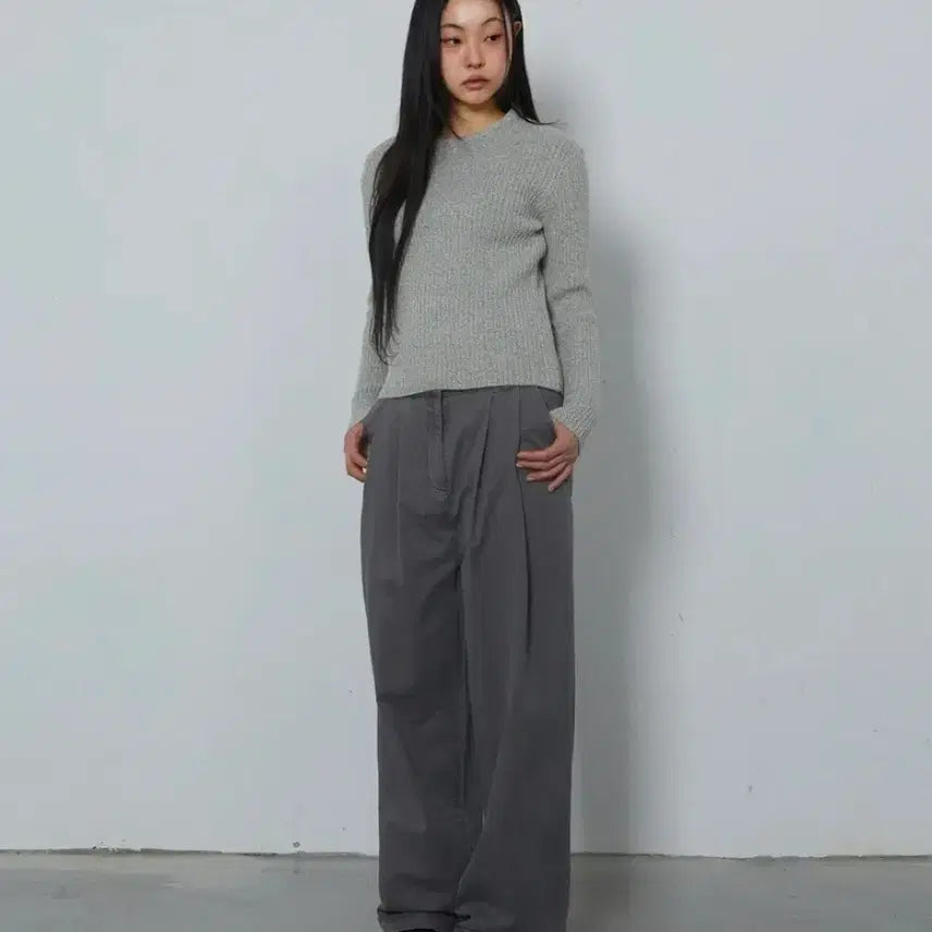[BUNJANG] Chics Croi Slim Knit Oatmeal / 지그재그 에이블리 무신사 칙스 크로이 슬림 니트 오트밀