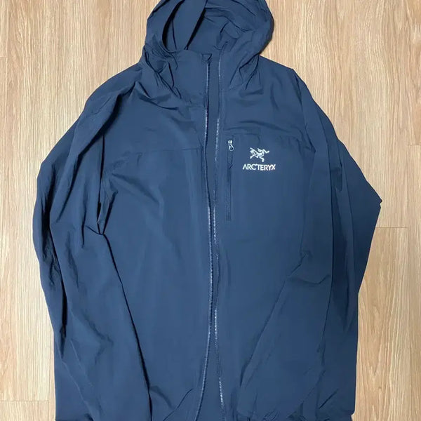 [BUNJANG] Arc'teryx Squamish Hoody Black Sapphire L / 아크테릭스 스쿼미시 후디 블랙사파이어 L 팝니다.