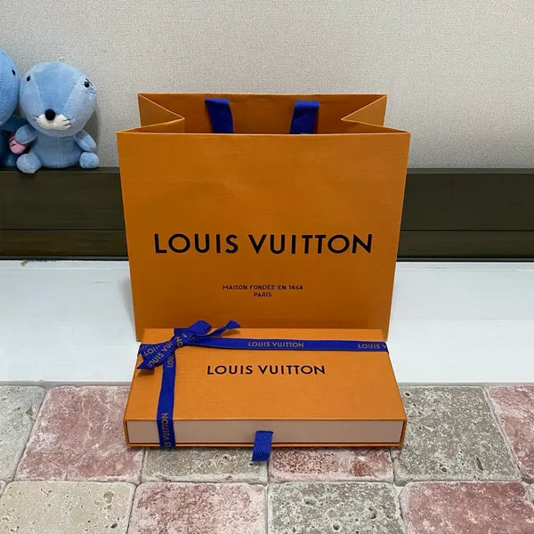 [BUNJANG] Louis Vuitton Scarf Box Set with Ribbon and Shopping Bag / 루이비통 스카프 박스 + 리본 + 쇼핑백