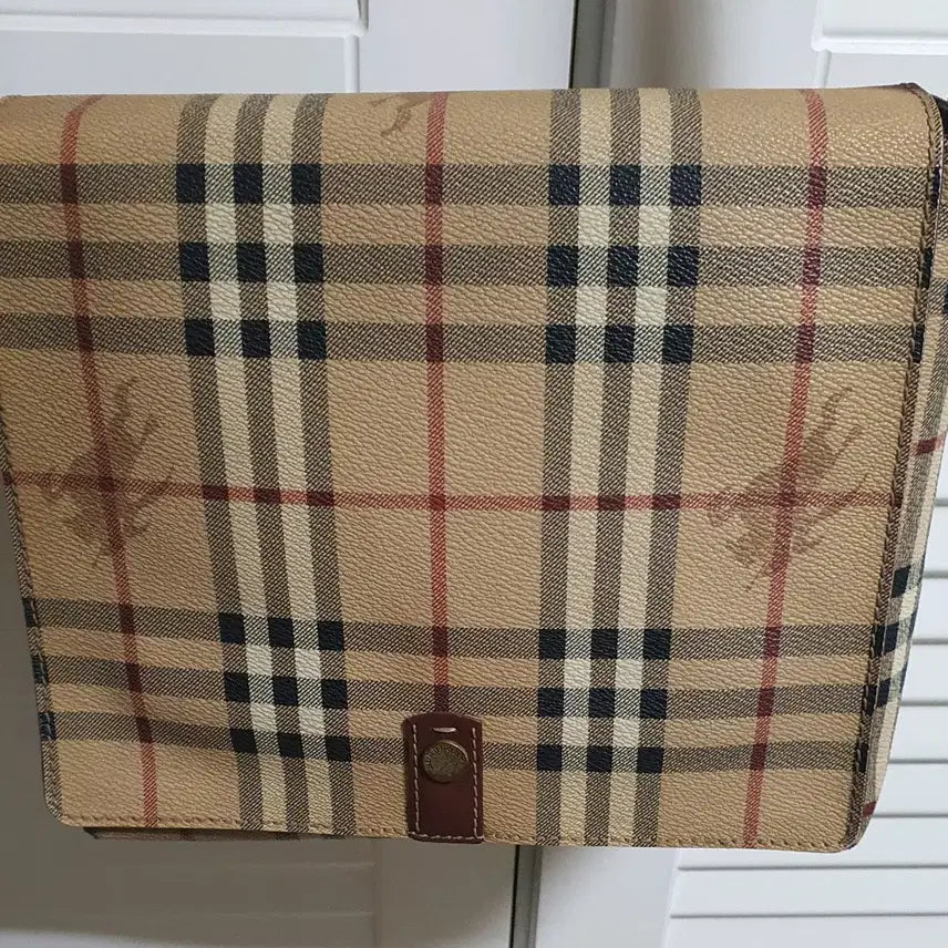 [BUNJANG] Burberry Vintage Check Shoulder Bag / 버버리 빈티지 체크 숄더백