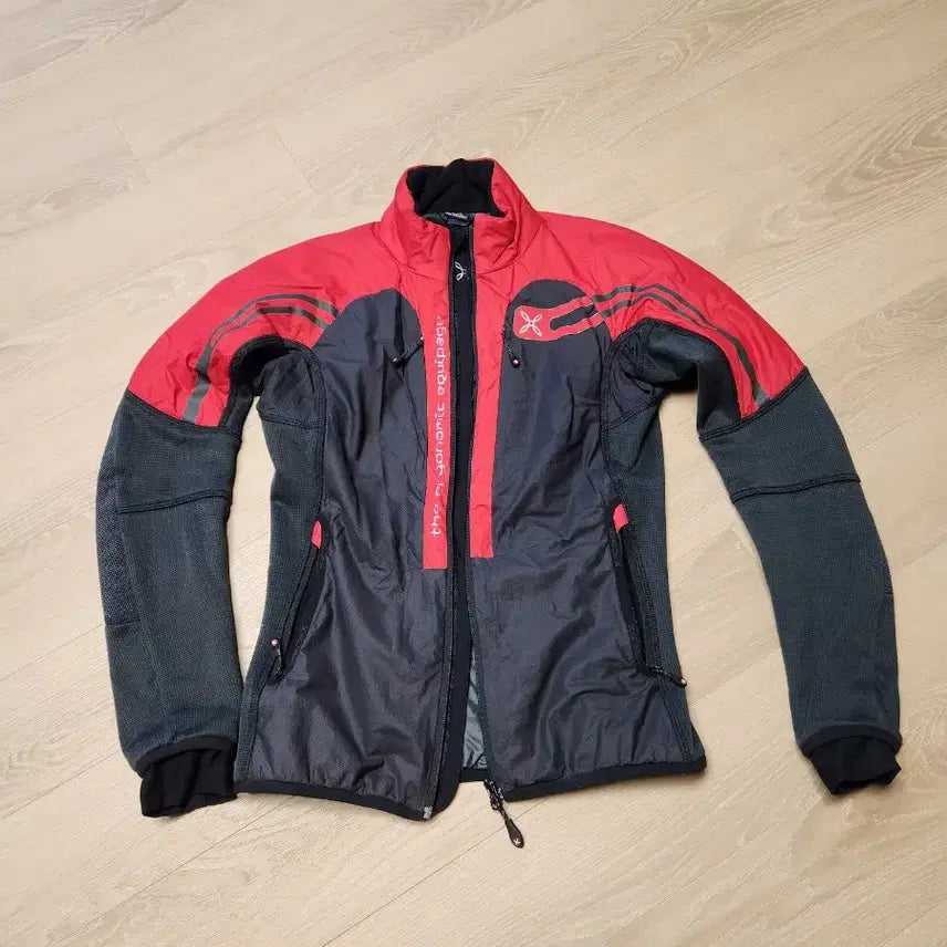 [BUNJANG] Montura Women's Jumper Size S / 몬추라 여성 점퍼  S사이즈
