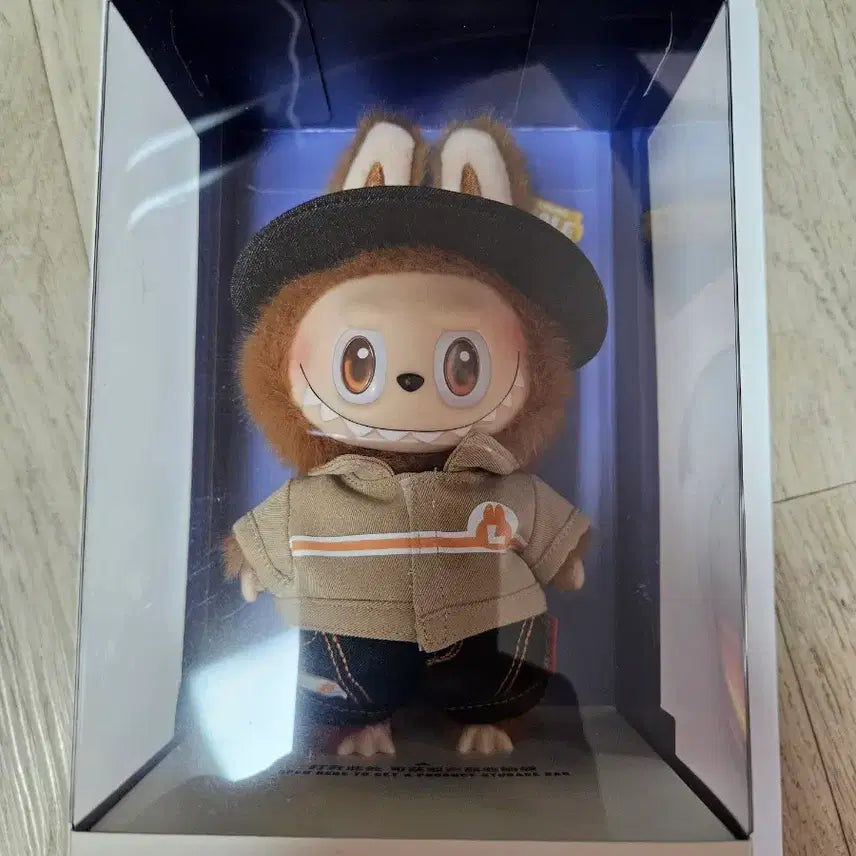 [BUNJANG] Pop Mart Labubu Convenience Store Manager Sealed / 팝마트 라부부 편의점 점장 미개봉 판매