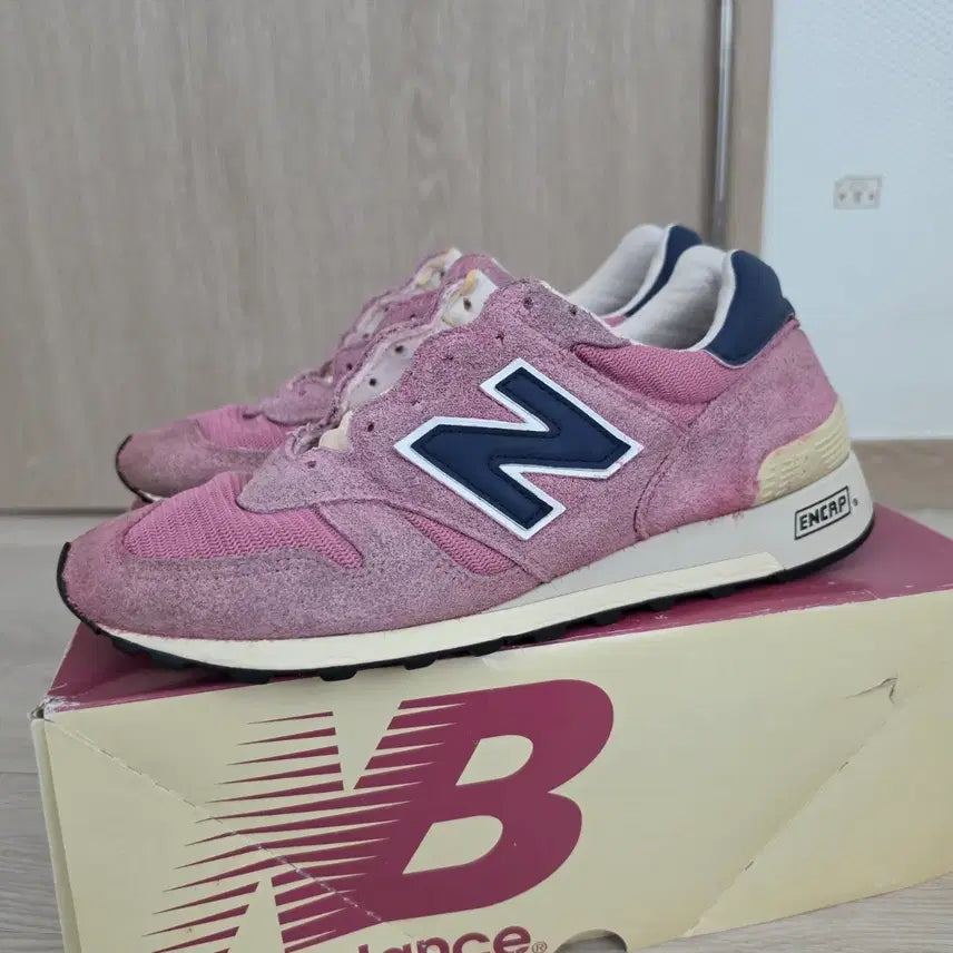 [BUNJANG] New Balance x Aimé Leon Dore 1300 Dusty Pink Sneakers / [270] 뉴발란스x에임레온도르 1300 더스티핑크 에메