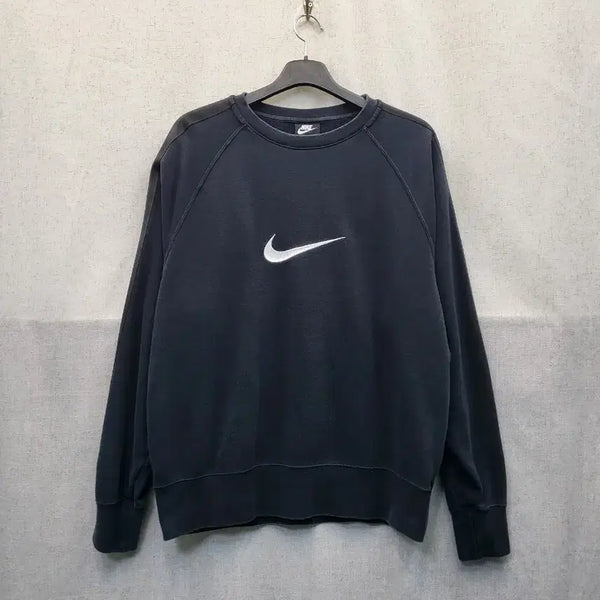 [BUNJANG] Nike Swoosh Sweatshirt Black / 나이키 스우시 맨투맨 블랙 .318