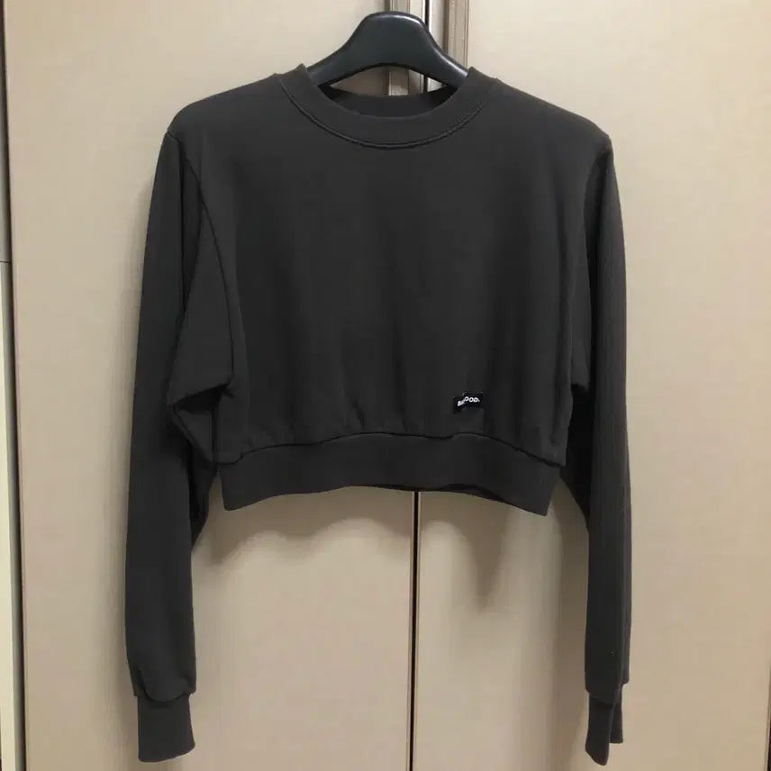 [BUNJANG] BADBLOOD Charcoal Crop Sweatshirt / [새상품] 배드블러드 크롭 맨투맨 - 차콜