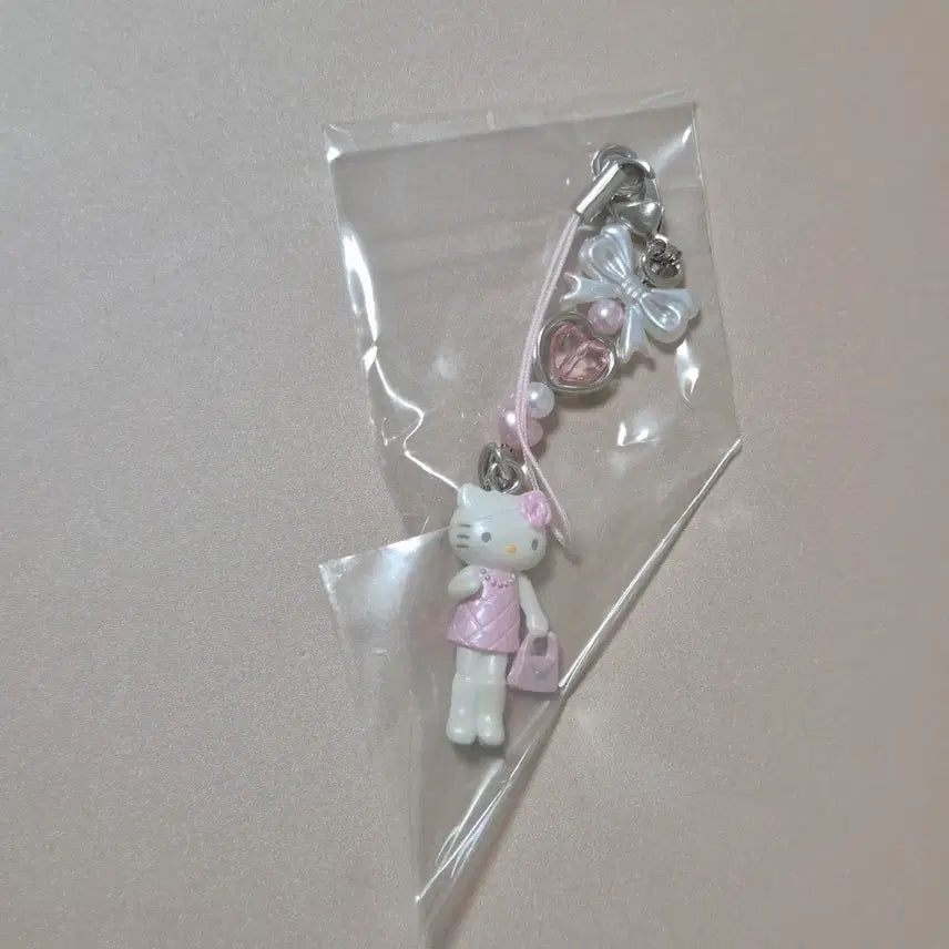 [BUNJANG] Sanrio Long Legs Kitty Strap Angel & Devil Series / 산리오 롱다리 키티 스트랩 천사와악마 시리즈