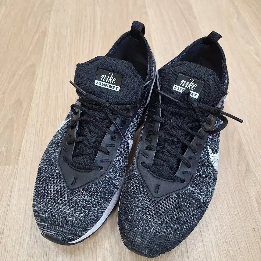 [BUNJANG] Nike Women's Air Max Flyknit Racer (Size 235) / 나이키 우먼스 에어맥스 플라이니트 레이서 (235size)