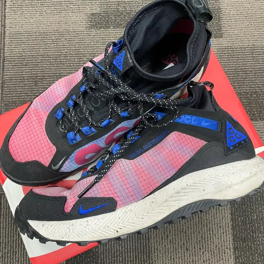 [BUNJANG] Nike ACG Mountain Fly Low Pink / 나이키 ACG 마운틴 플라이 로우 핑크