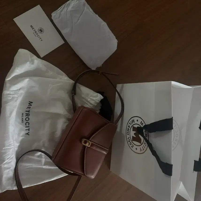[BUNJANG] Metrociti Crossbody Bag M253MO3092D Brown / 매트로시티 크로스바디백M253MO3092D 브라운