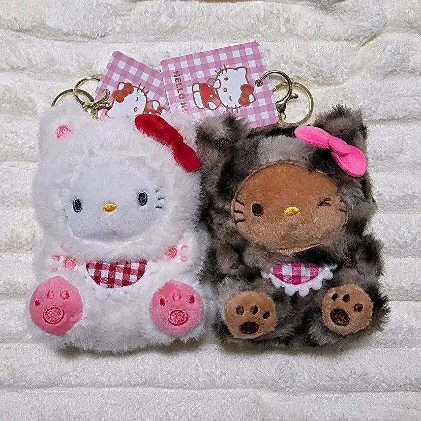 [BUNJANG] Hello Kitty Medium Plush Keychain Bundle Set / 헬로키티 중형키링 일괄