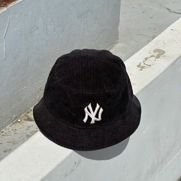 [BUNJANG] MLB New York Yankees Corduroy Bucket Hat Black / [M] MLB 엠엘비 뉴욕양키스 코듀로이 블랙 버킷햇 모자