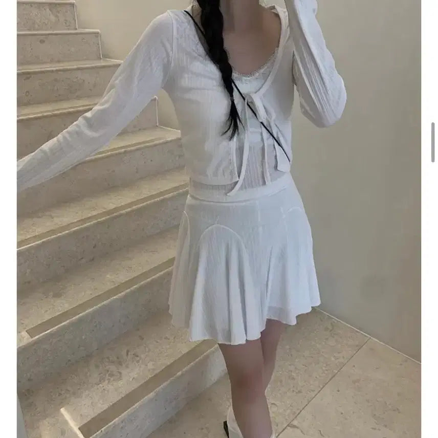 [BUNJANG] AnyOneMore Balletcore Frill Camisole Cardigan Set / 애니원모어 발레코어 프릴 나시 가디건 세트