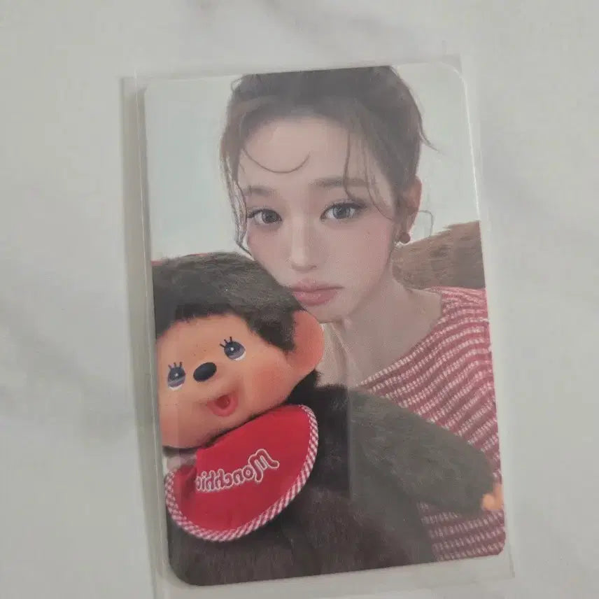 [BUNJANG] AMUSE Jang Wonyoung Monchhichi Limited Photocard / 어뮤즈 장원영 몬치치 한정 포토카드