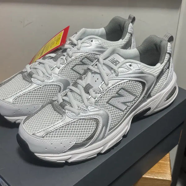 [BUNJANG] New Balance 530 White Silver Sneakers (Size 255) / [뉴발란스255/새상품/택있음] 530 화이트 실버